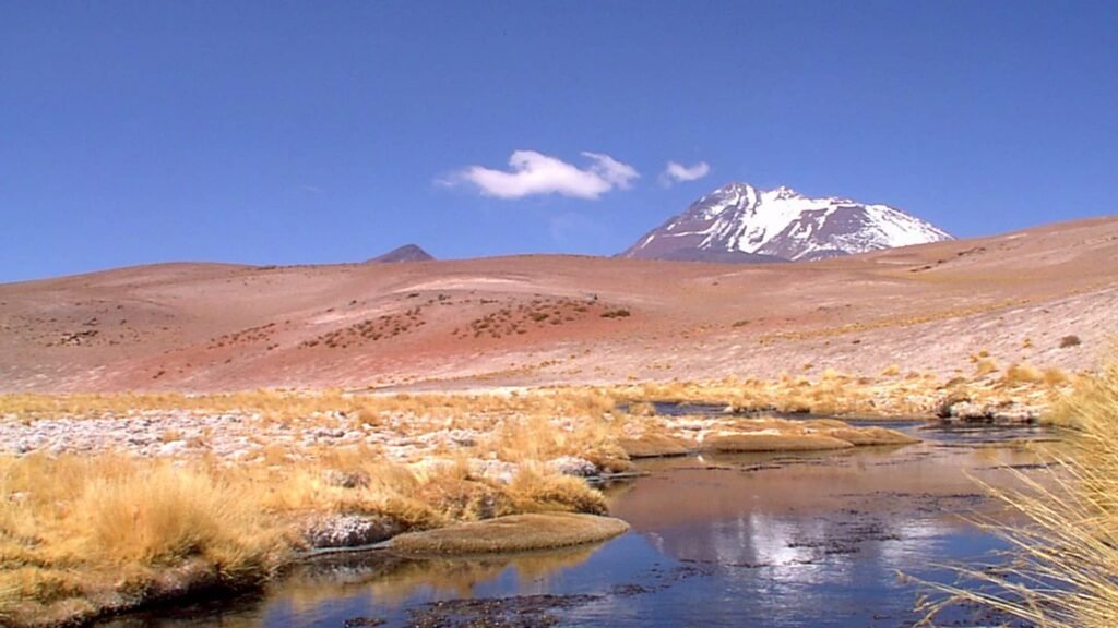 Rutas arqueológicas del Parque Nacional Llullaillaco: vestigios de la cultura Inca en alta montaña
